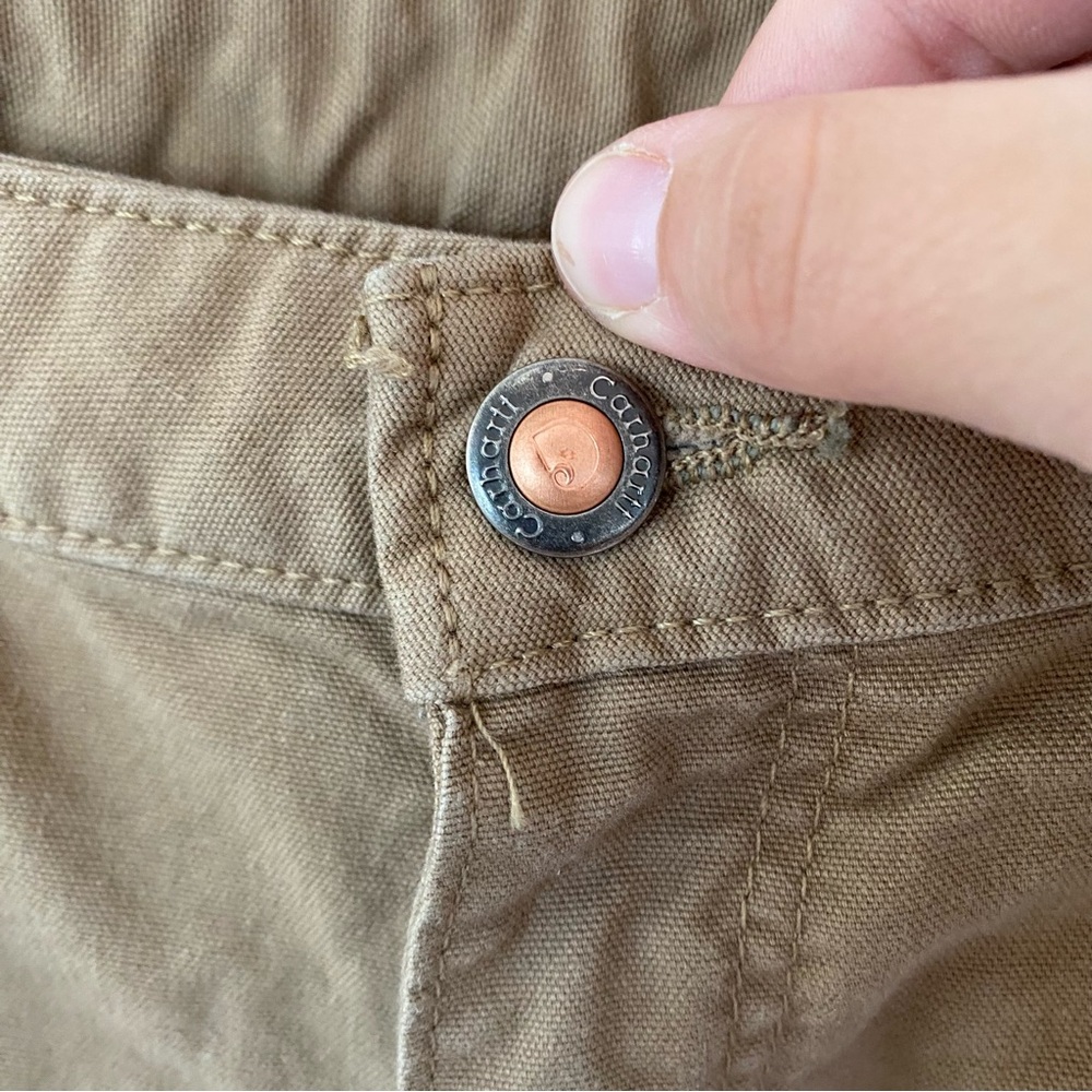 Carhartt Women's Tan Cargo Shorts Size 6 - Picture 2 of 7